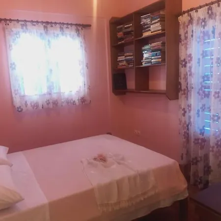 别墅 Maisonette Kalozados